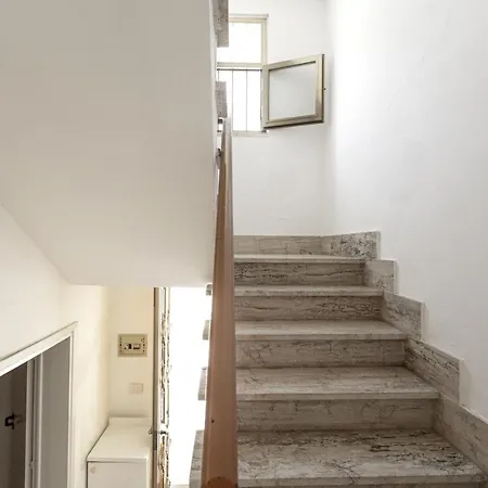 Holiday home Climatizzato A 30 M Dalla Con Vista Mare *