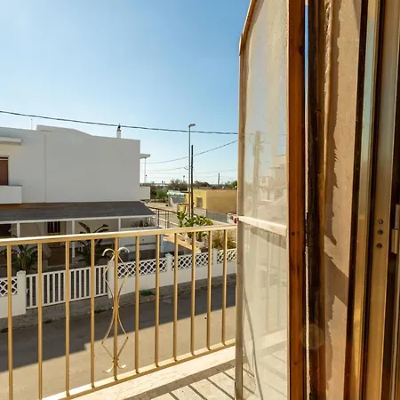 Climatizzato A 30 M Dalla Con Vista Mare Holiday home Torre Mozza